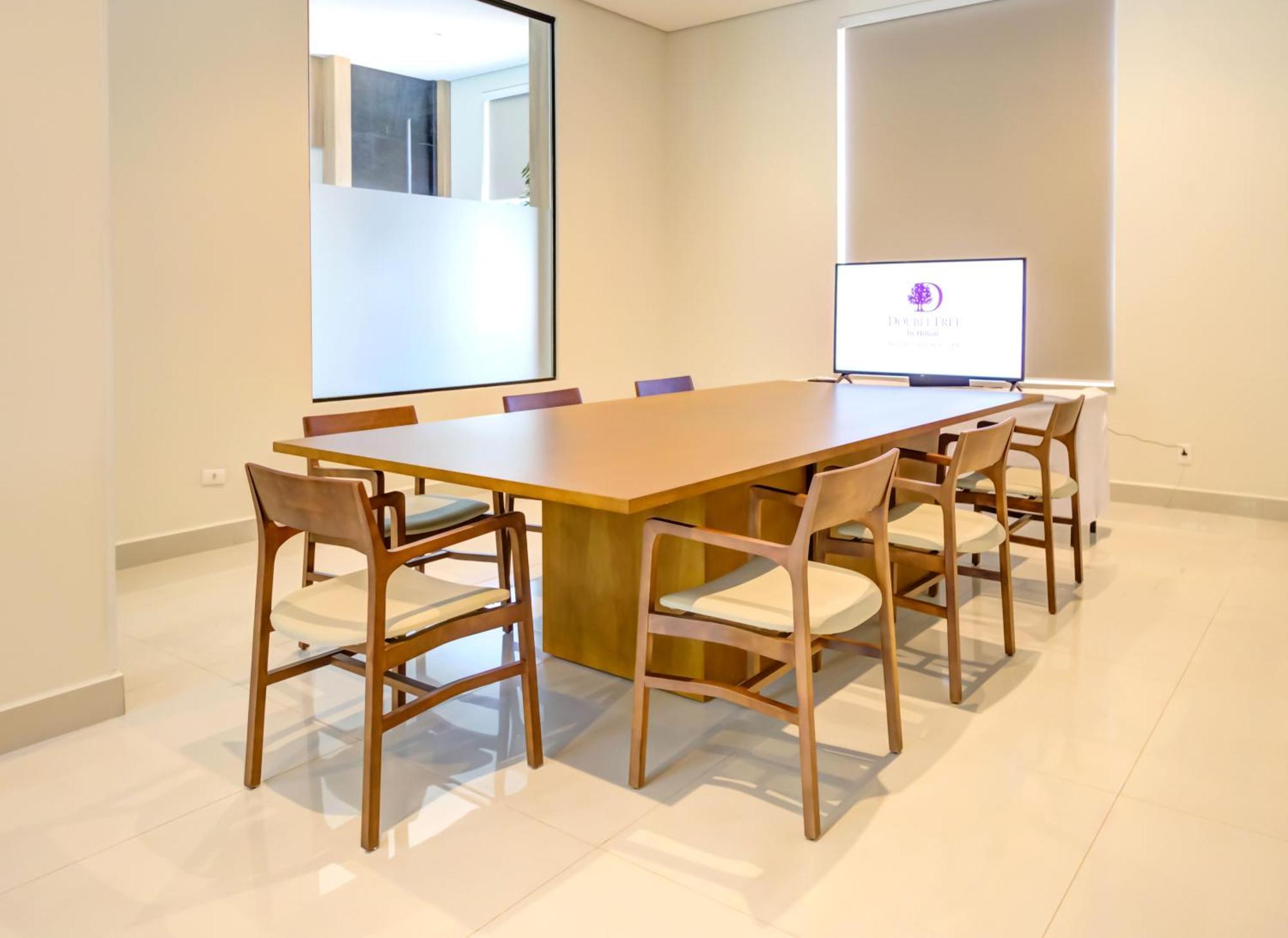 Doubletree By Hilton - Resort - Φοζ ντο Ιγκουασού Εξωτερικό φωτογραφία Meeting room at the University of the West of England