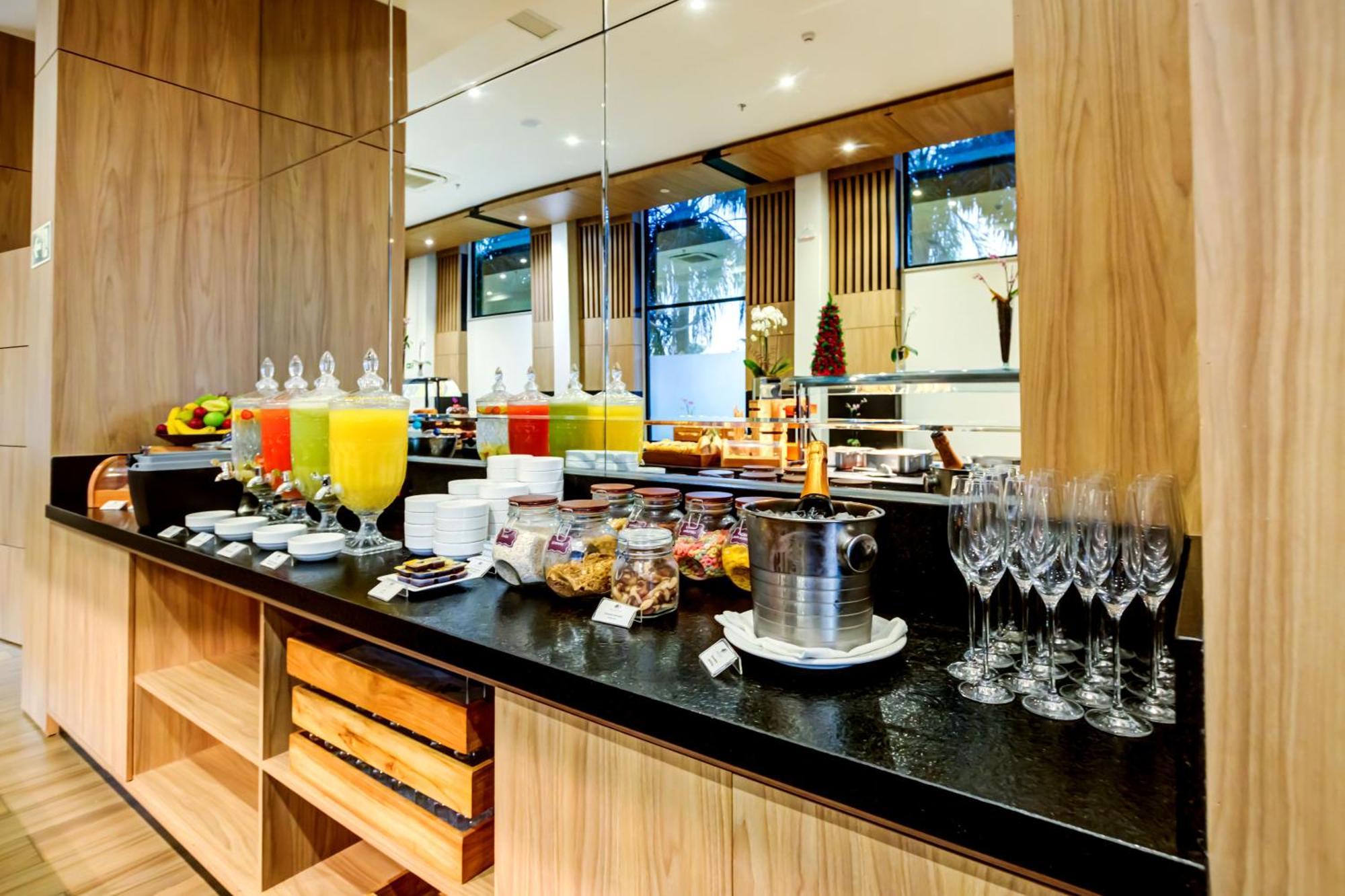 Doubletree By Hilton - Resort - Φοζ ντο Ιγκουασού Εξωτερικό φωτογραφία The lounge at the airport