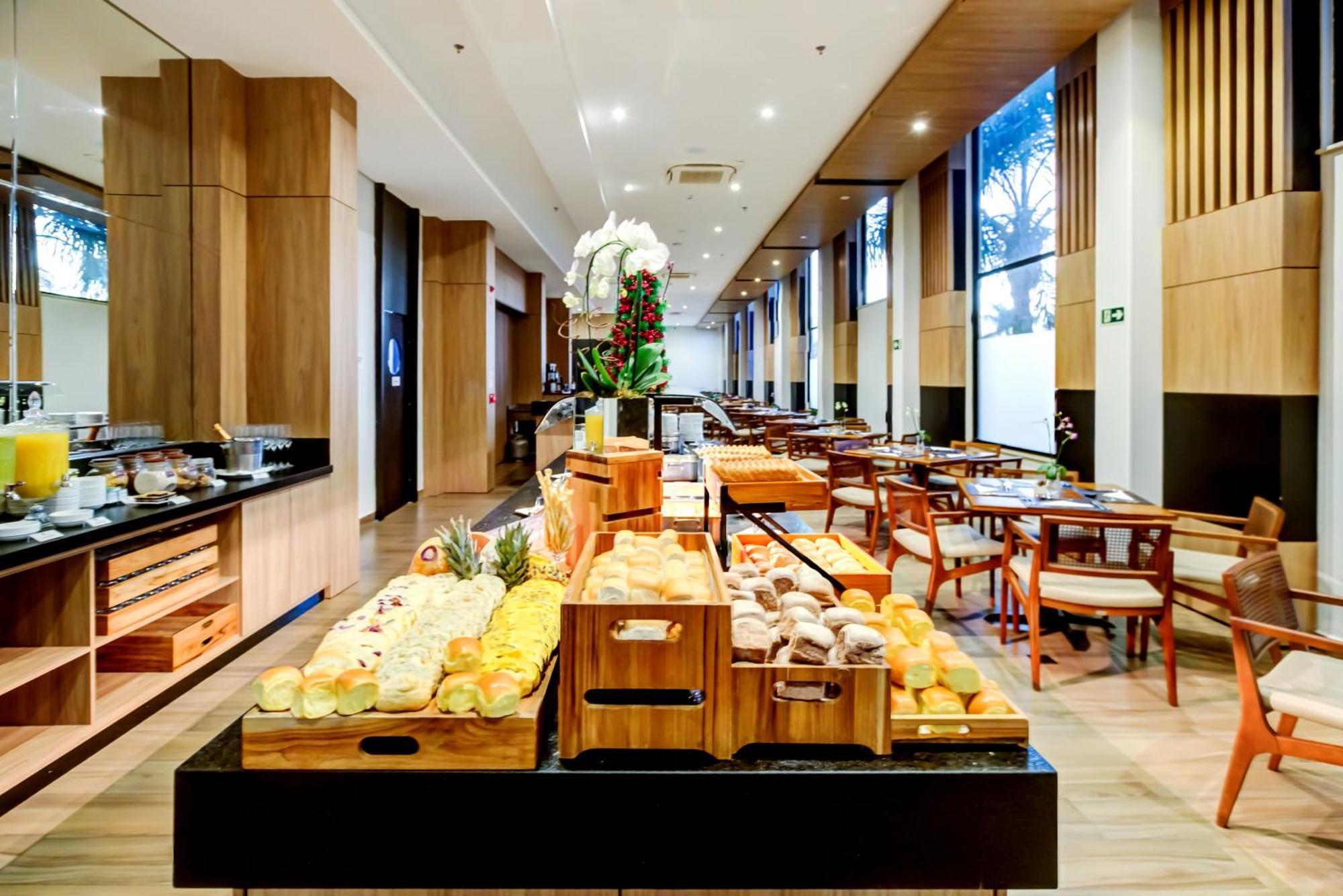 Doubletree By Hilton - Resort - Φοζ ντο Ιγκουασού Εξωτερικό φωτογραφία The restaurant