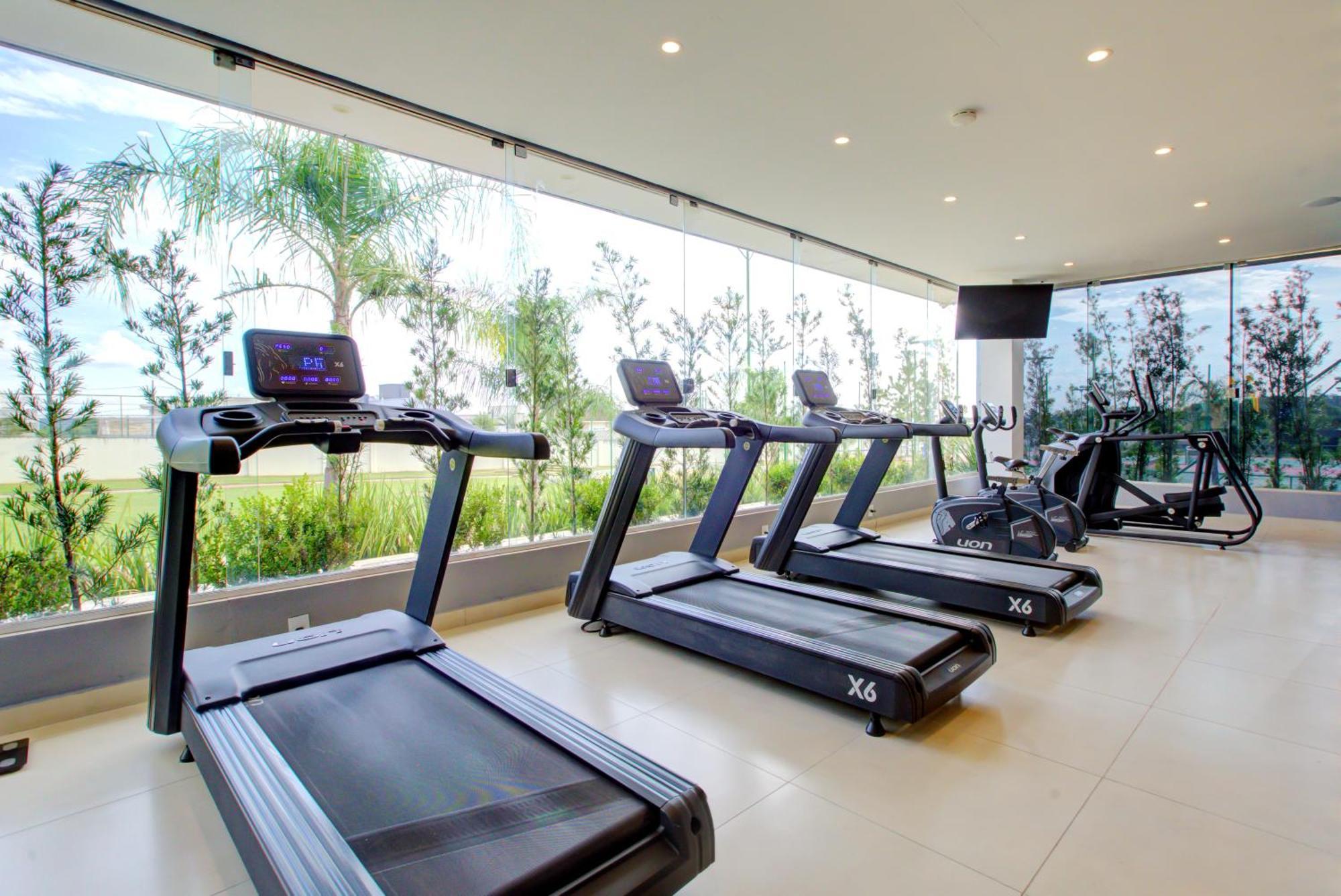 Doubletree By Hilton - Resort - Φοζ ντο Ιγκουασού Εξωτερικό φωτογραφία A gym at a hotel